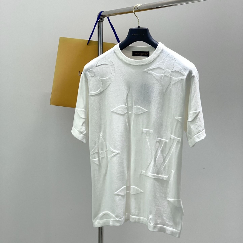 l0vis Vvtt0n t-shirt